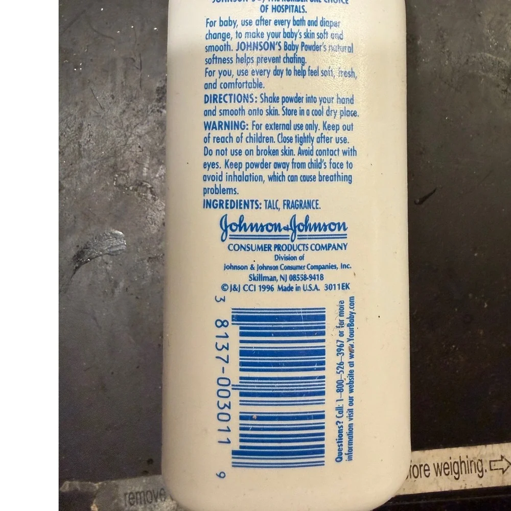 Vtg 96 Johnson's Baby Powder 30% of 4 oz Talc Formula Collectible Plastic Bottle